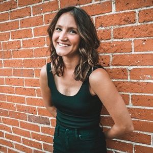 Meet your Posher, Hailey